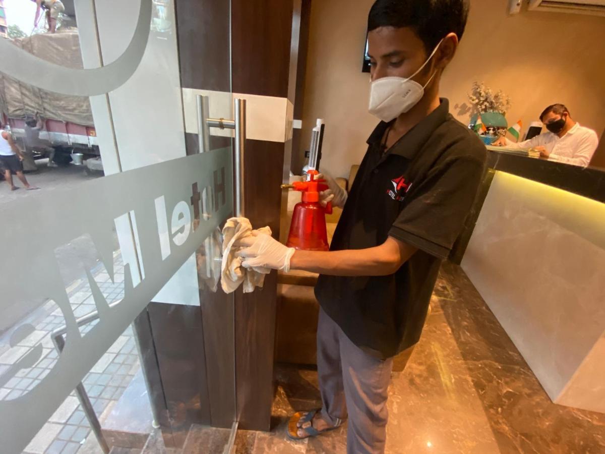 Hotel Meriton International Airport T-2 Bombay