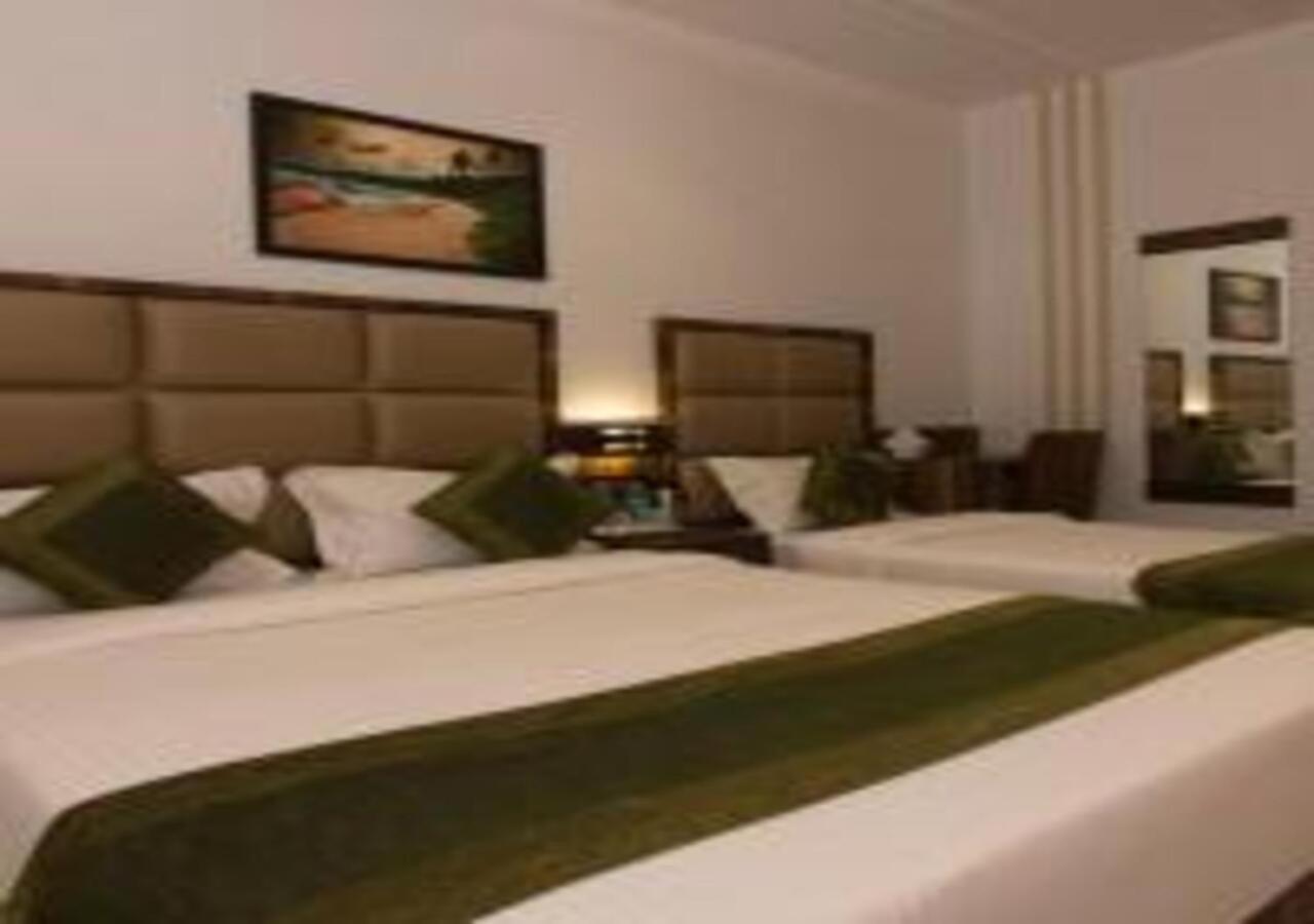 Meriton International Airport T-2 Hotel Bombay